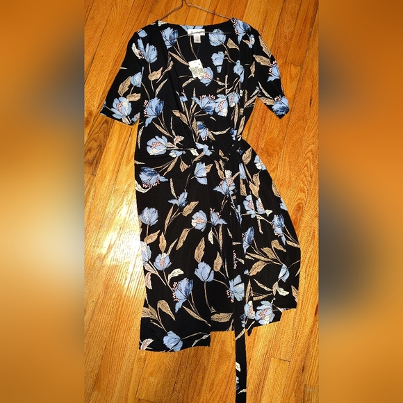 Maternity Bundles Sz L, 5 Items - Picture 12 of 14